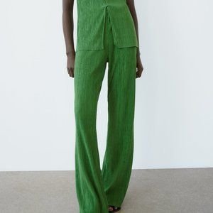 ZARA GREEN PLEATED PANTS